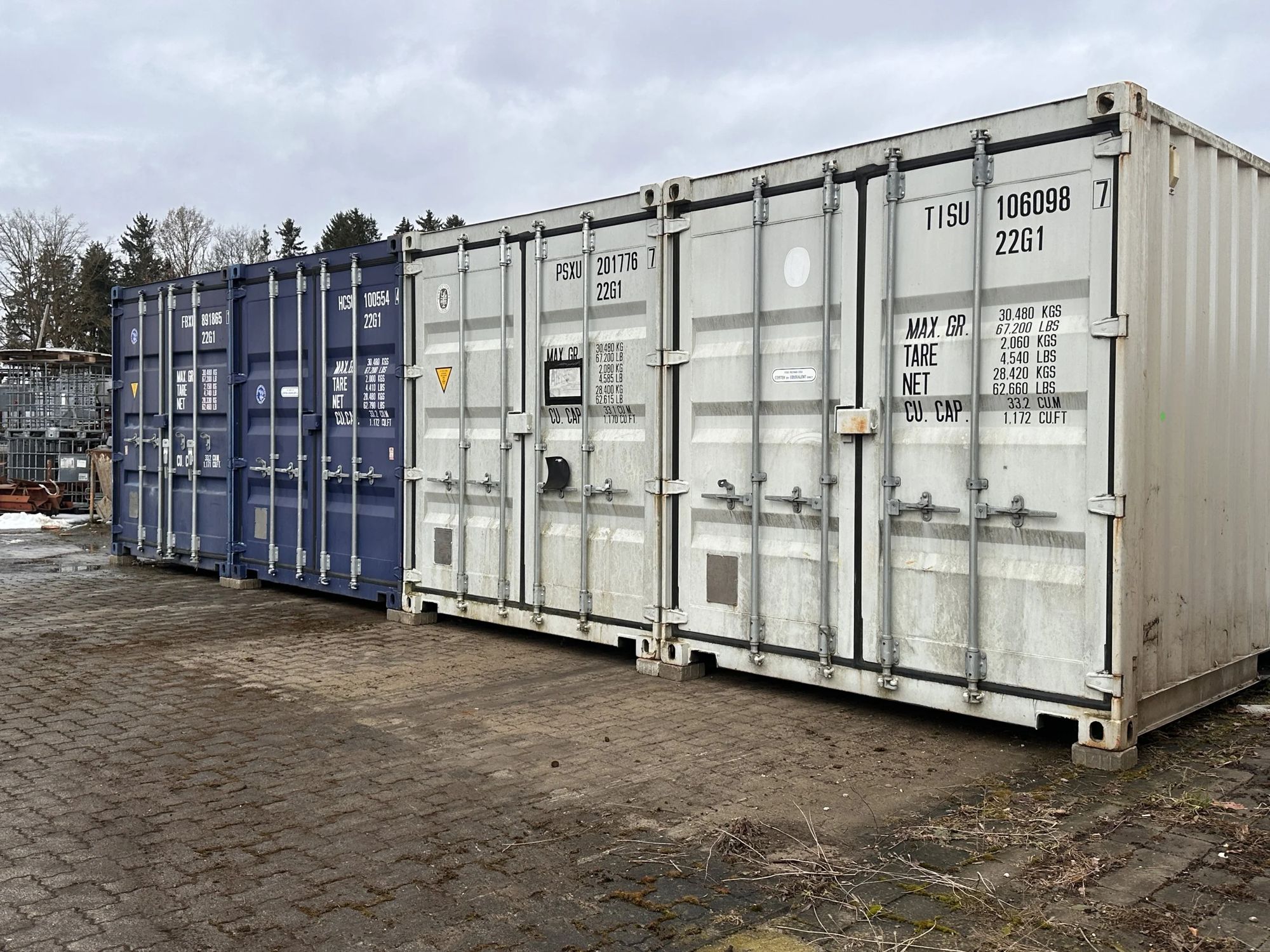 Lagercontainer im Gewerbegebiet Vogtareuth